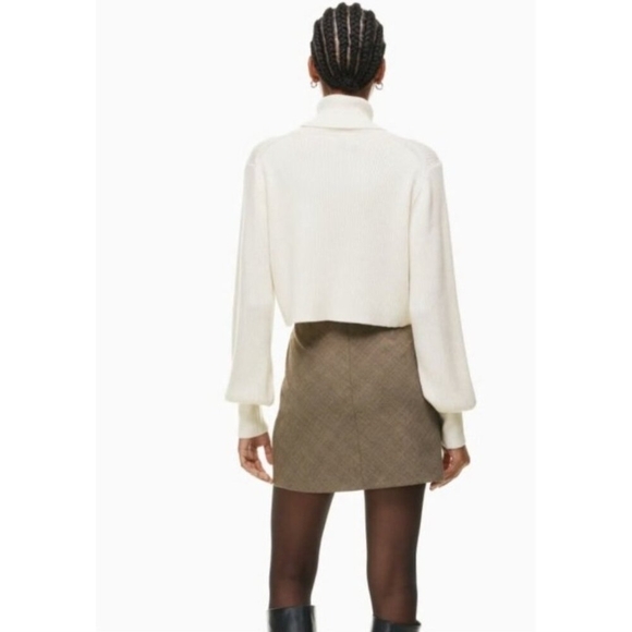 Aritzia Wilfred Free 100% Cashemir Cropped Turtleneck Sweater Oat Beige M - Picture 11 of 12